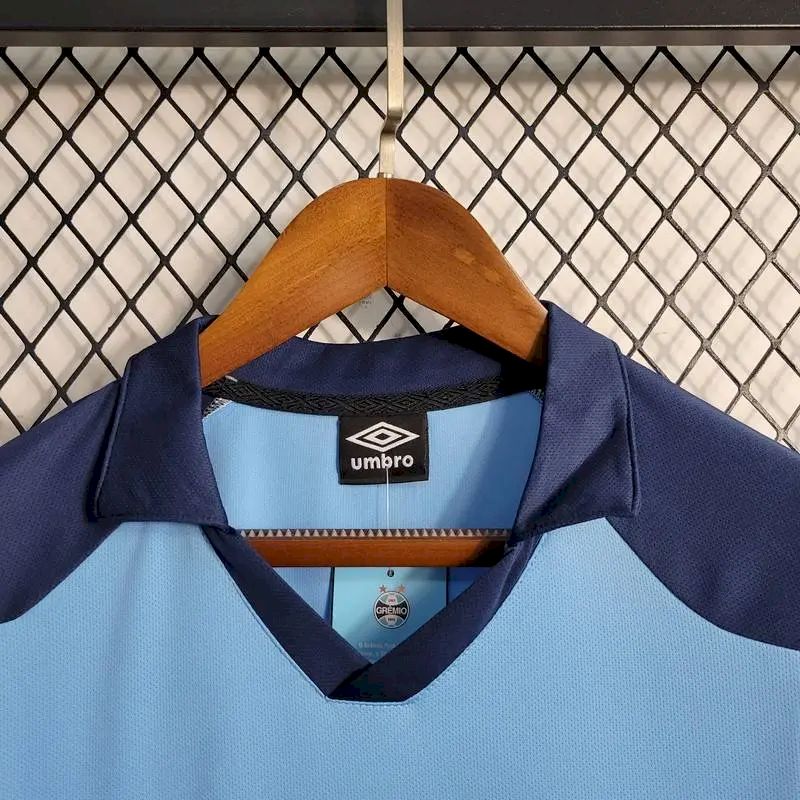 1777051e4d9a85bd5412762830fe6b6ee.jpg Mens Grêmio 2023/24 Pre-Match Jersey Blue - Image 6