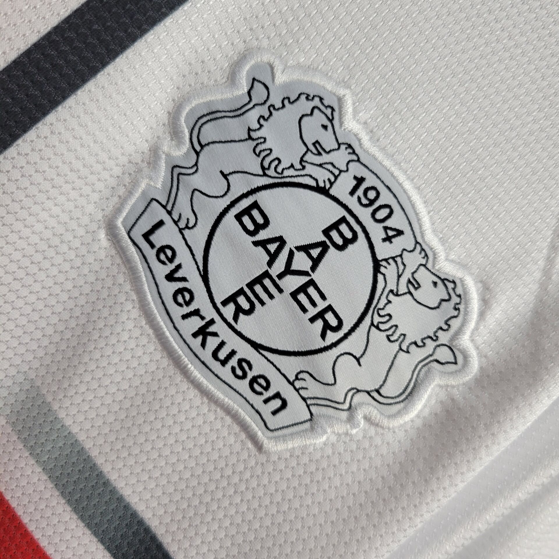 18af26460b321608e38aedc052990435.jpg Mens Bayer 04 Leverkusen 2024/25 Away Jersey - Image 9