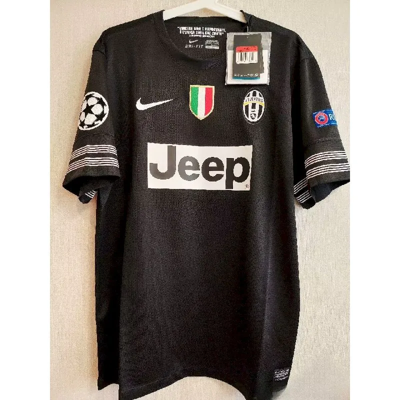 1eba128ca82b52a7e40495a8d06e7994.webp Retro Juventus 2012/13 Away Jersey - Image 5
