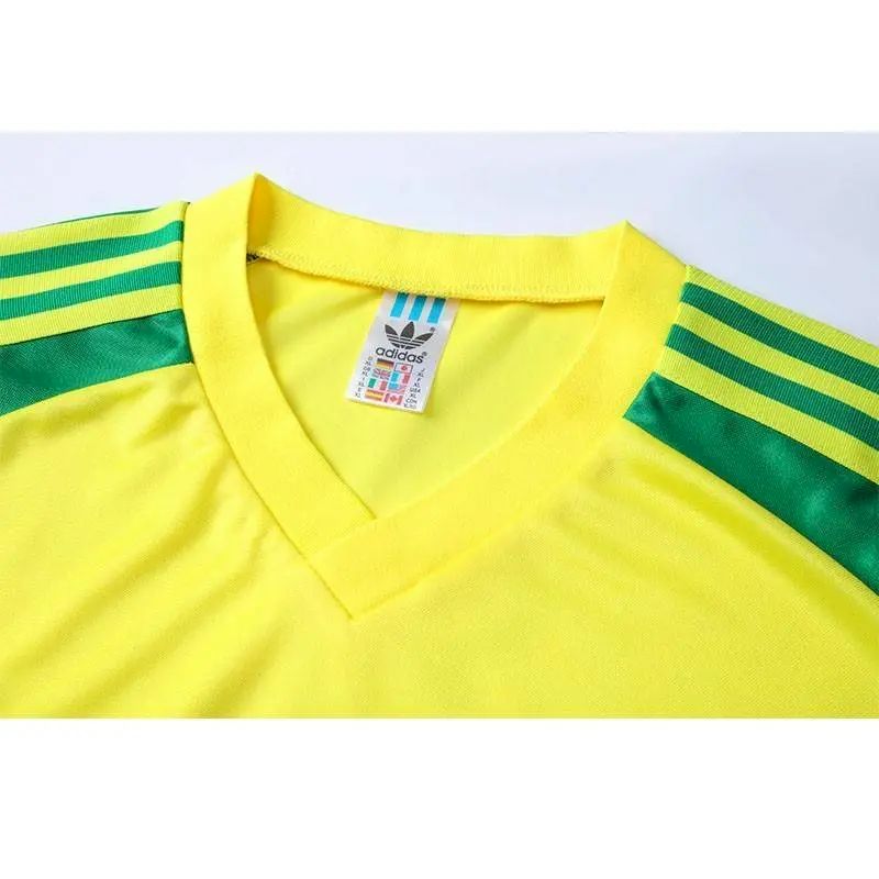 2022-07-25_14434731.jpg Retro Wales 1982 Away Jersey - Image 8