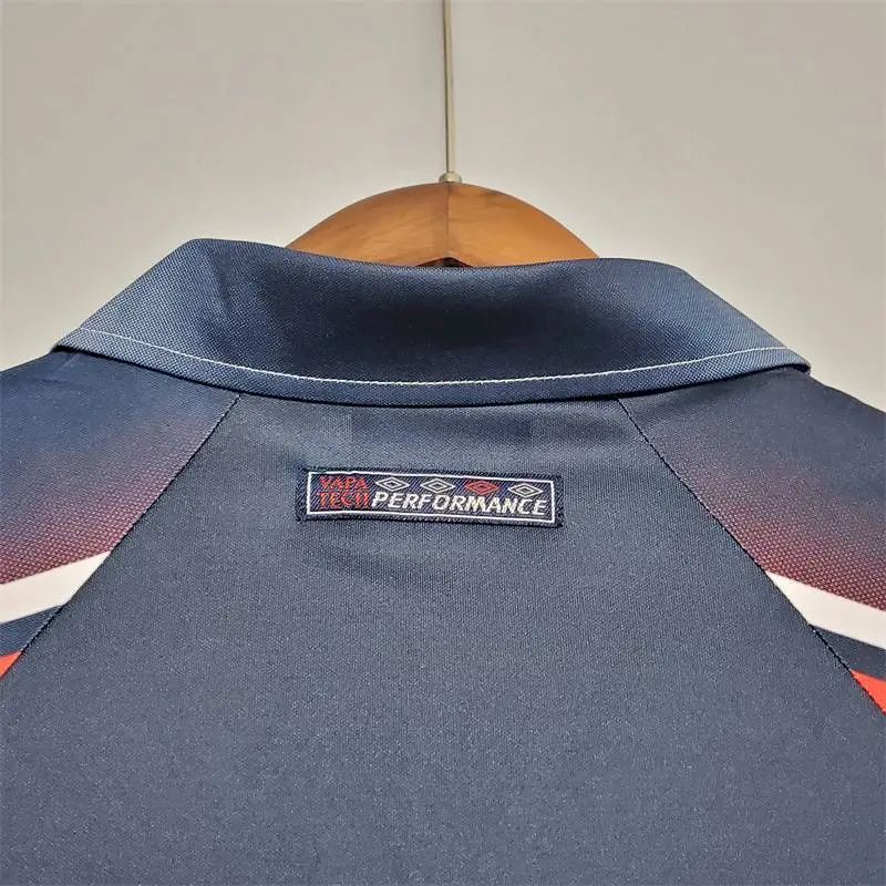 2023043003294429.jpg Retro Ajax 1997/98 Away Jersey - Image 5