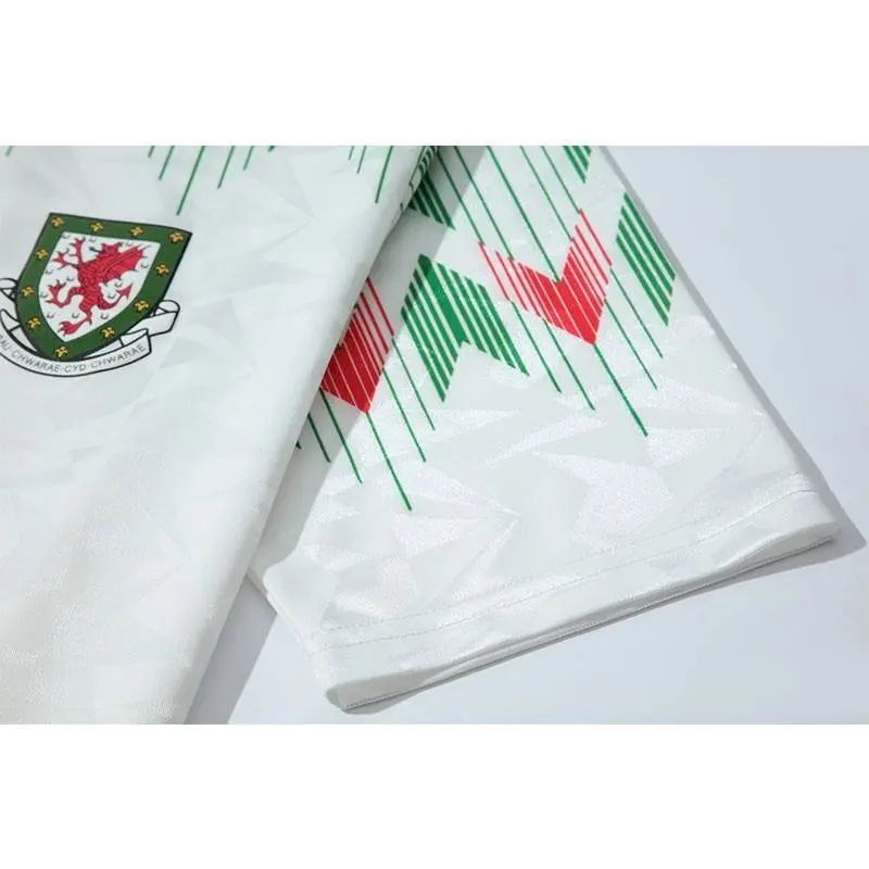2023050804272562.jpg Retro Wales 1990/92 Home Jersey - Image 7