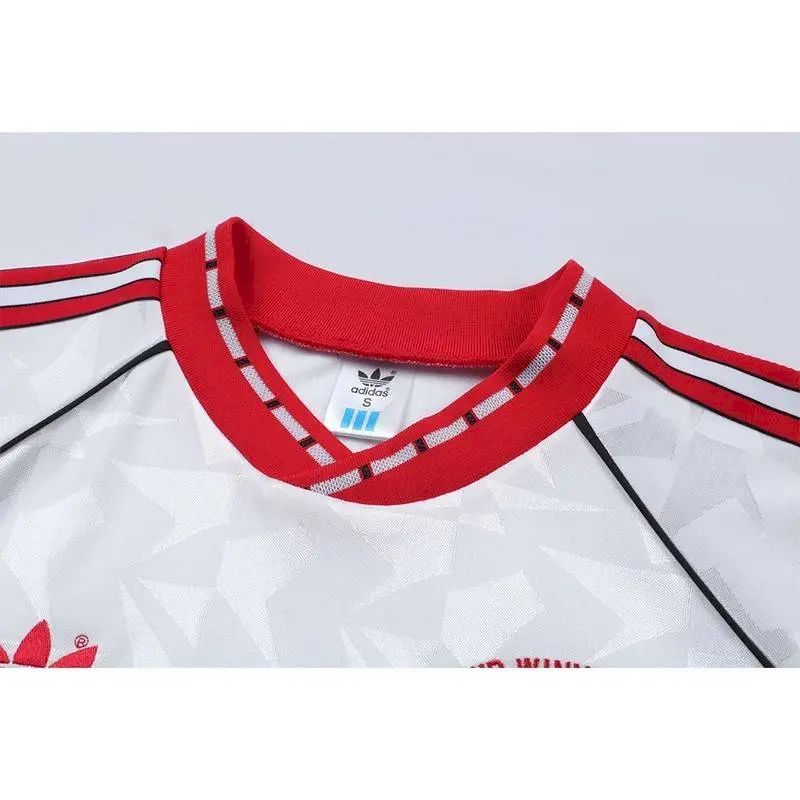 2023050804341712.jpg Retro Manchester United 1991 Cup Winners Cup Jersey - Image 8