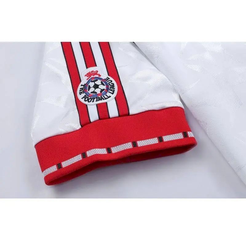 2023050804343428.jpg Retro Manchester United 1991 Cup Winners Cup Jersey - Image 4