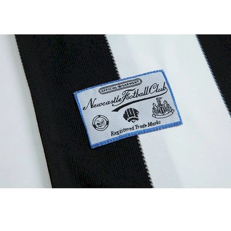 2023050806035019.jpg Retro Newcastle United 1995/97 Home Jersey - Image 5