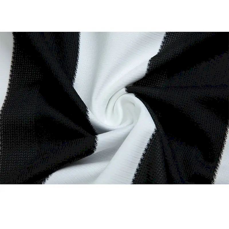 2023050806035880.jpg Retro Newcastle United 1995/97 Home Jersey - Image 3