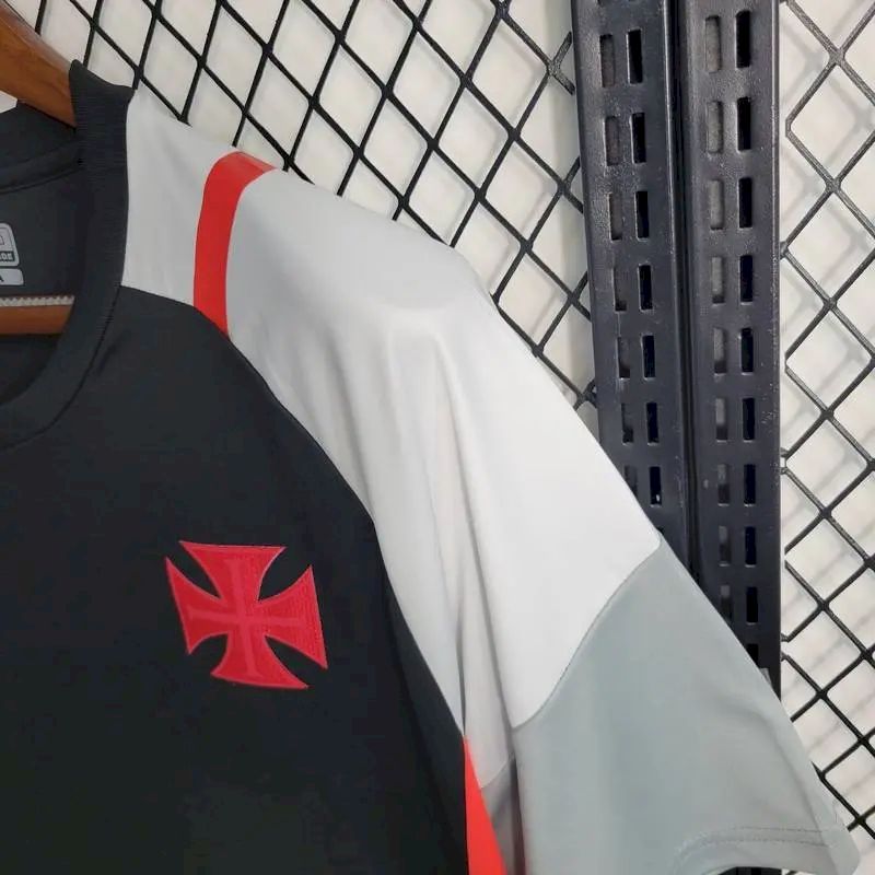 2023051904005921.jpg Mens Vasco Da Gama 2023/24 Pre-Match Jersey Black - Image 3