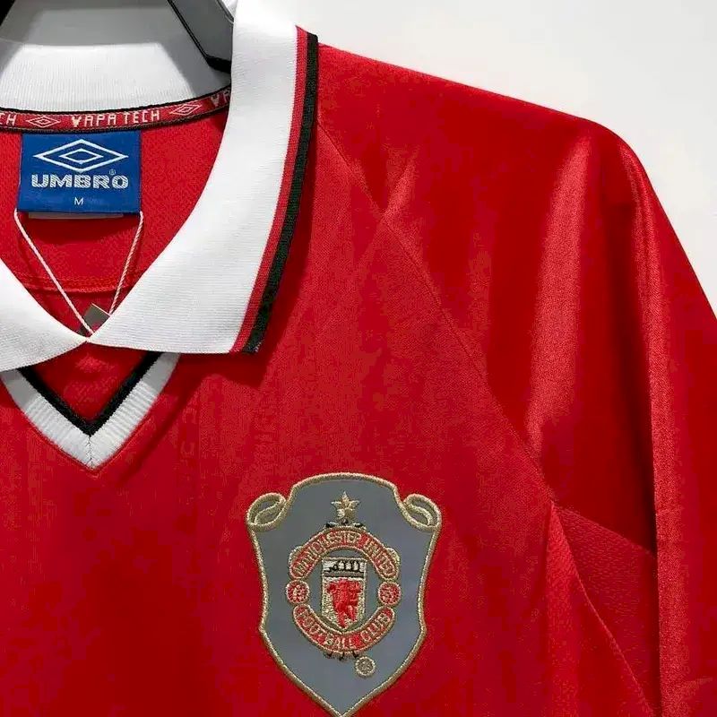 2023081010044977.jpg Retro Manchester United 1999 Home Champion League Final Jersey - Image 7
