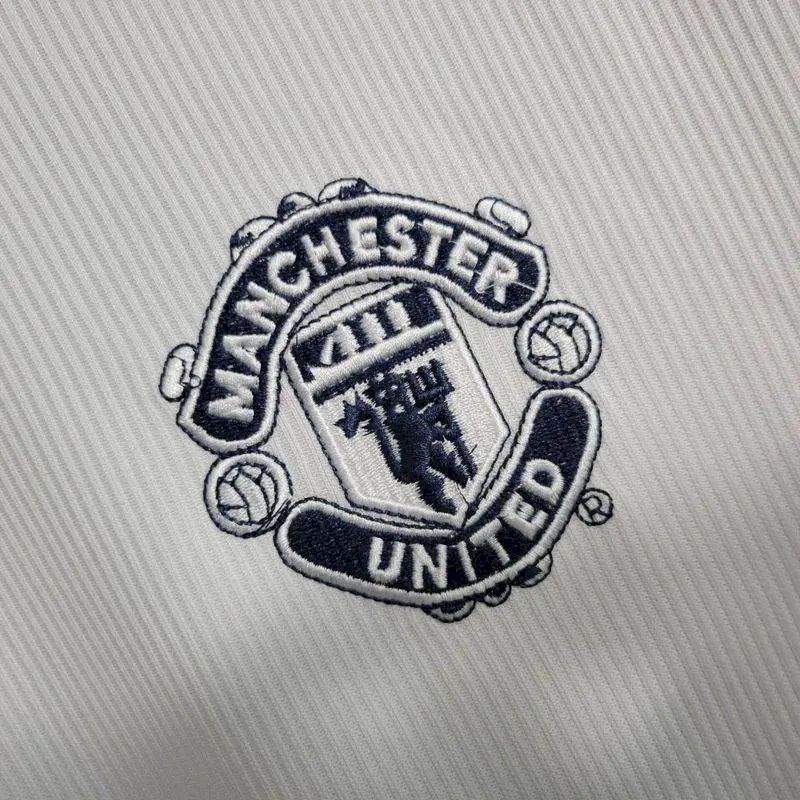 2023111619534067.jpg Retro Manchester United 2000/01 Away Long Sleeve Jersey - Image 5