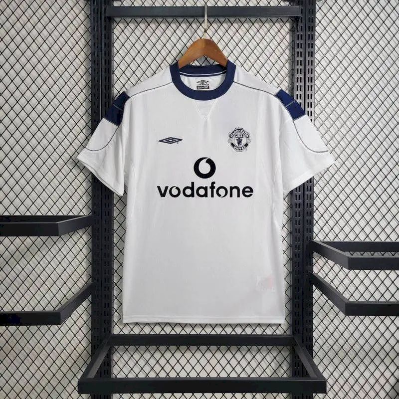 2023111619551361.jpg Retro Manchester United 2000/01 Away Jersey - Image 2