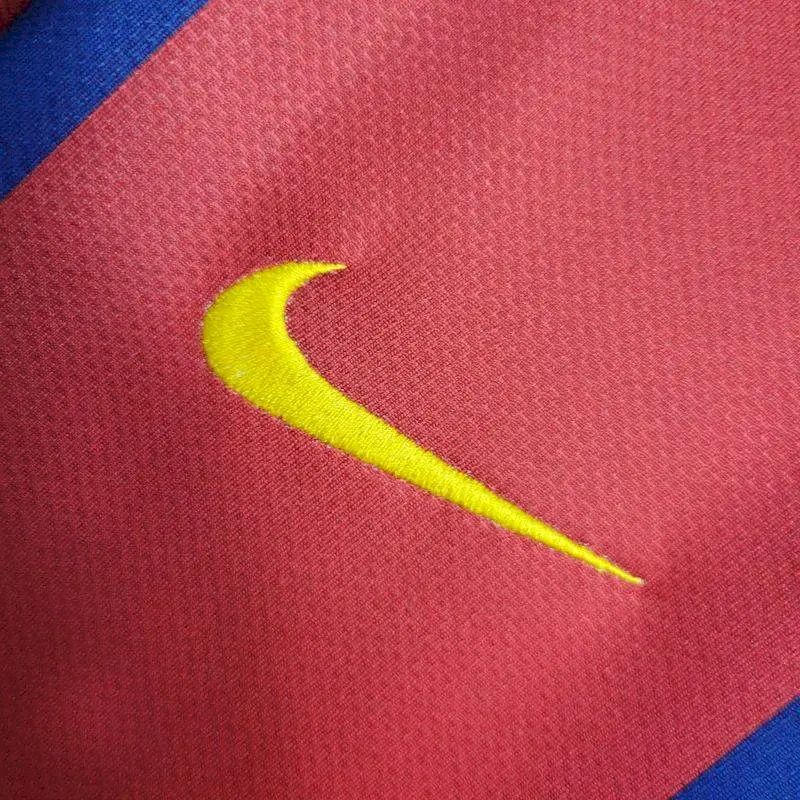 2023111708413541.jpg Retro Barcelona 2007/08 Home Jersey - Image 4