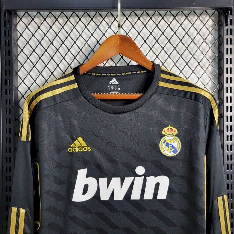 2023111709322310.jpg Retro Real Madrid 2011/12 Away Long Sleeve Jersey - Image 2