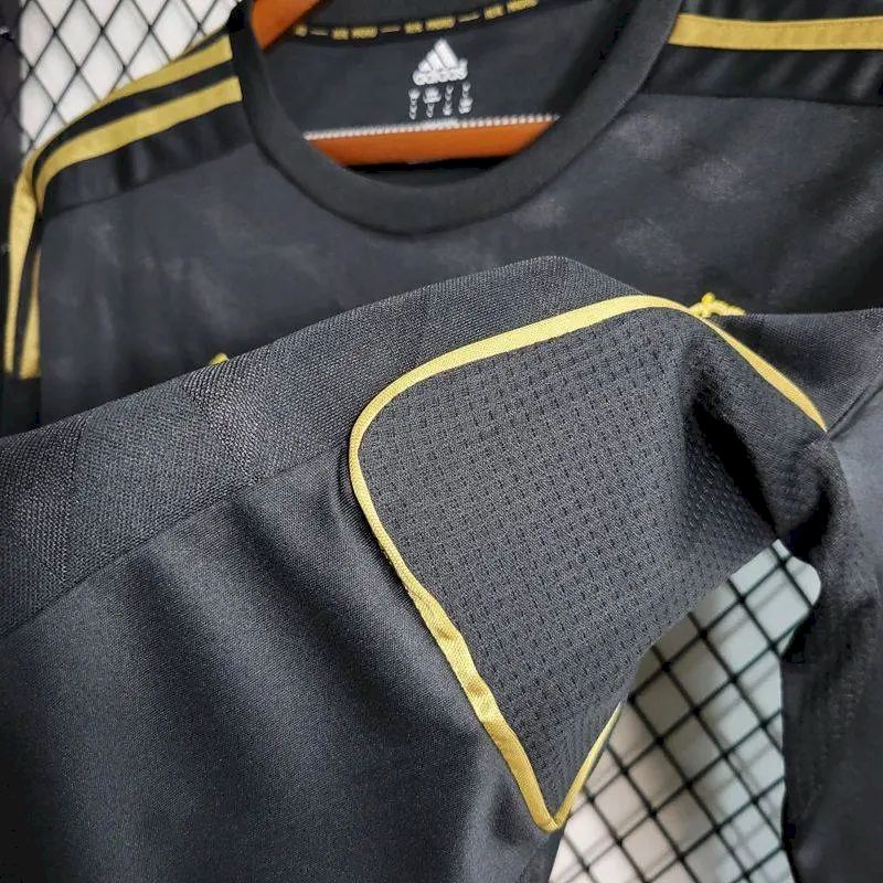 2023111709331443.jpg Retro Real Madrid 2011/12 Away Long Sleeve Jersey - Image 4