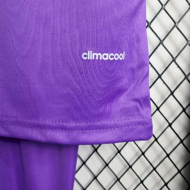 2024022319295853.jpg Kids Real Madrid 2016/17 Away Kids Retro And Shorts - Image 9