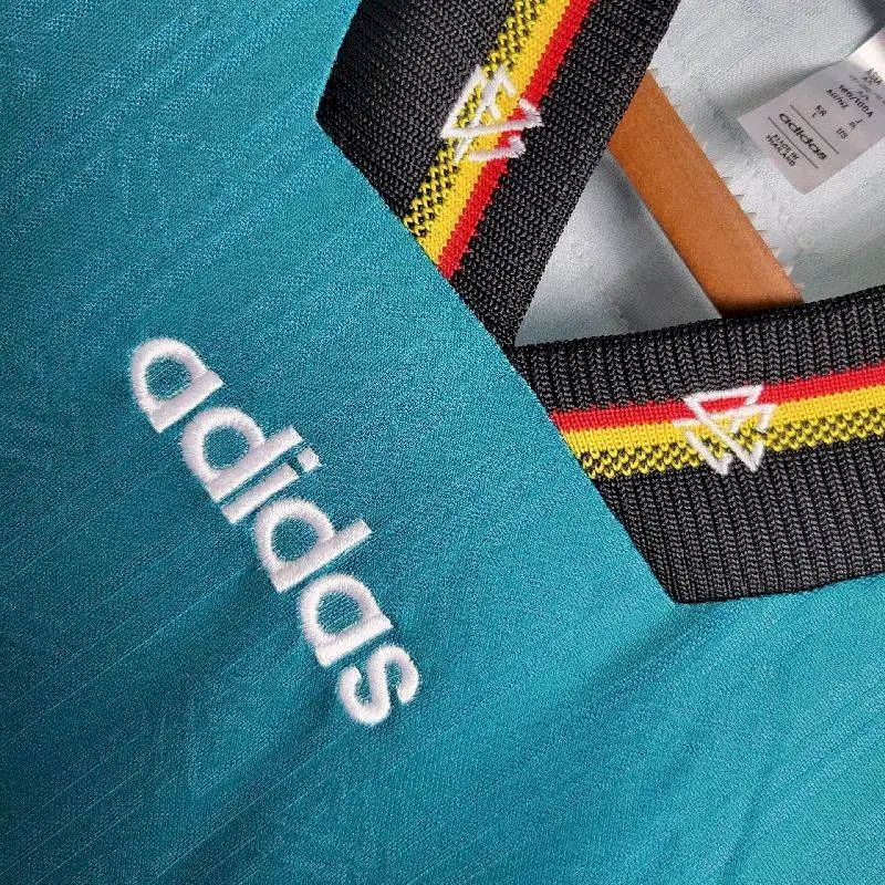 2024022320395040.jpg Retro Germany 1996 Away Jersey - Image 4