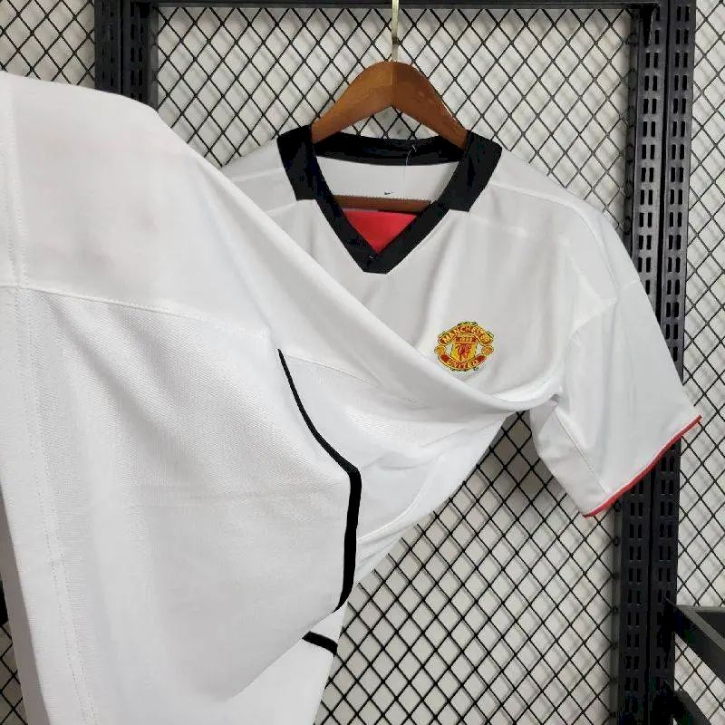 2024022604442458.jpg Retro Manchester United 2002/03 Away Jersey - Image 6