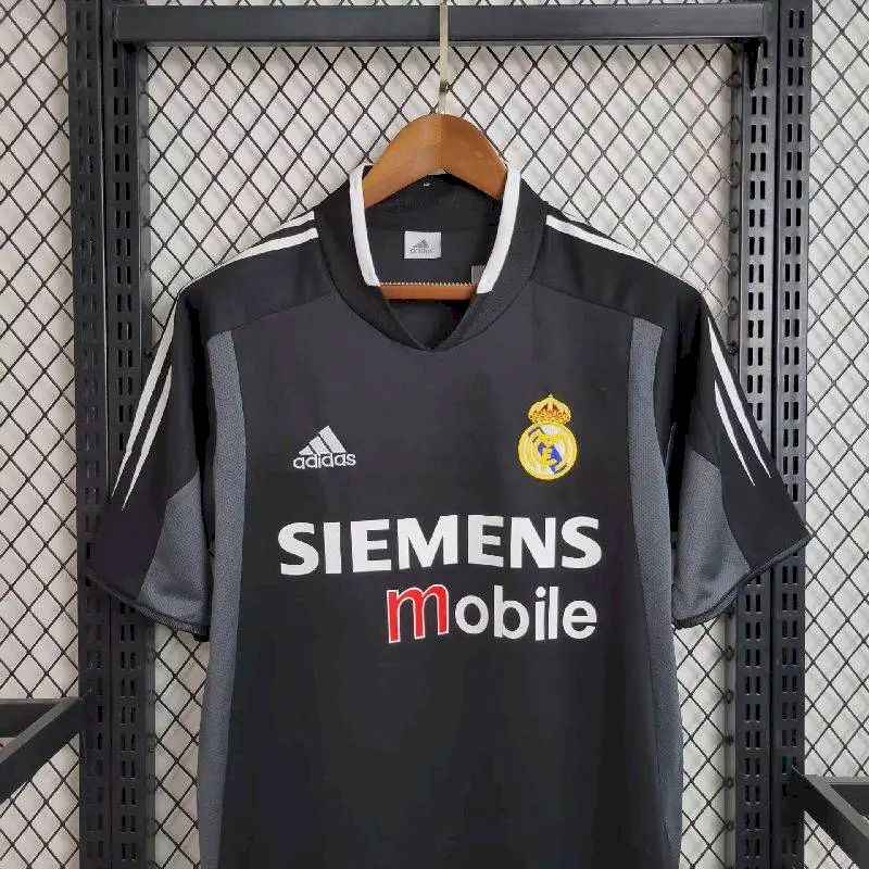 2024022612252038.jpg Retro Real Madrid 2004/05 Away Jersey - Image 8