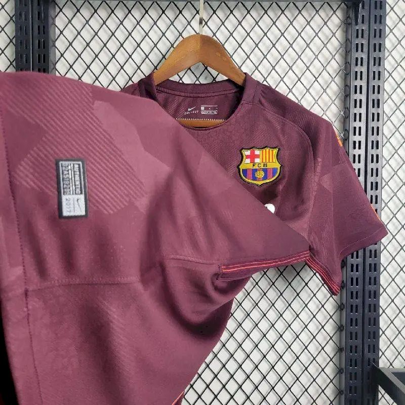 2024022613172753.jpg Retro Barcelona 2017/18 Third Jersey - Image 4