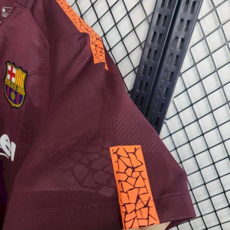 2024022613173082.jpg Retro Barcelona 2017/18 Third Jersey - Image 3