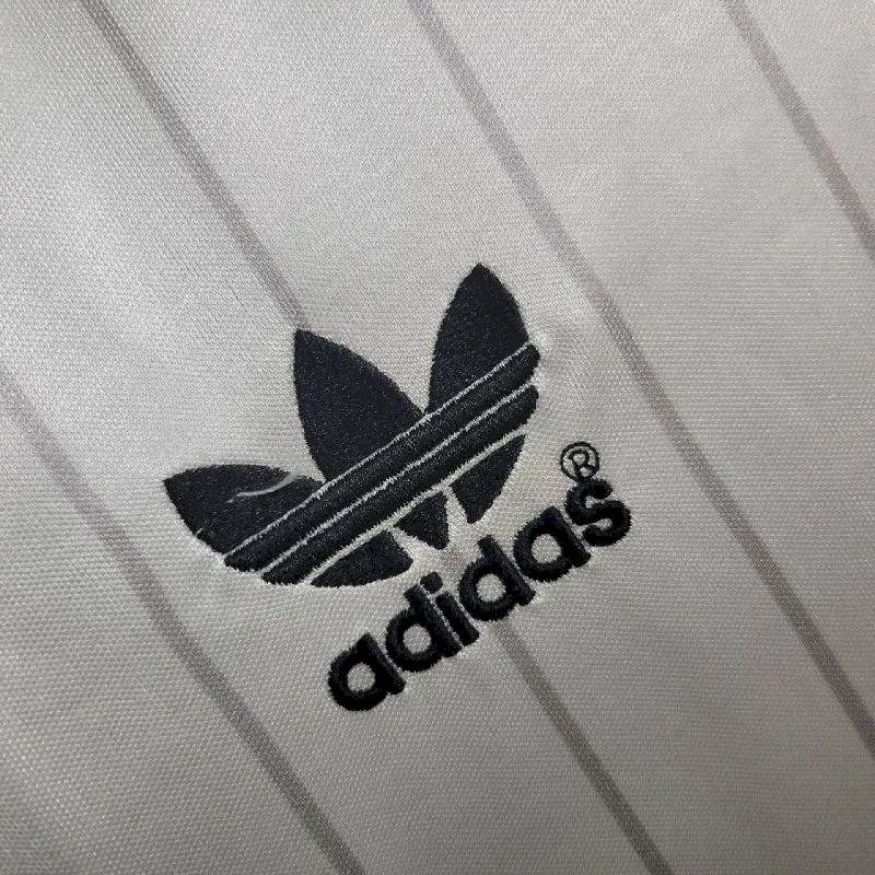 2024022613203195.jpg Retro Manchester United 1983/84 Away Jersey - Image 9