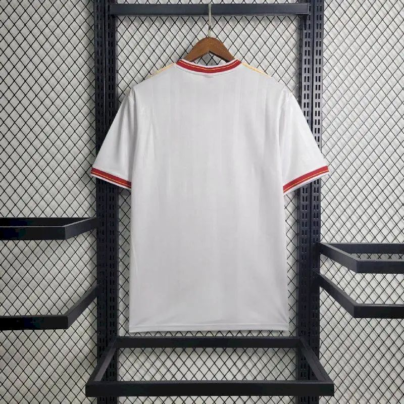 2024022614034719.jpg Retro Liverpool 1985/86 Away Jersey - Image 9