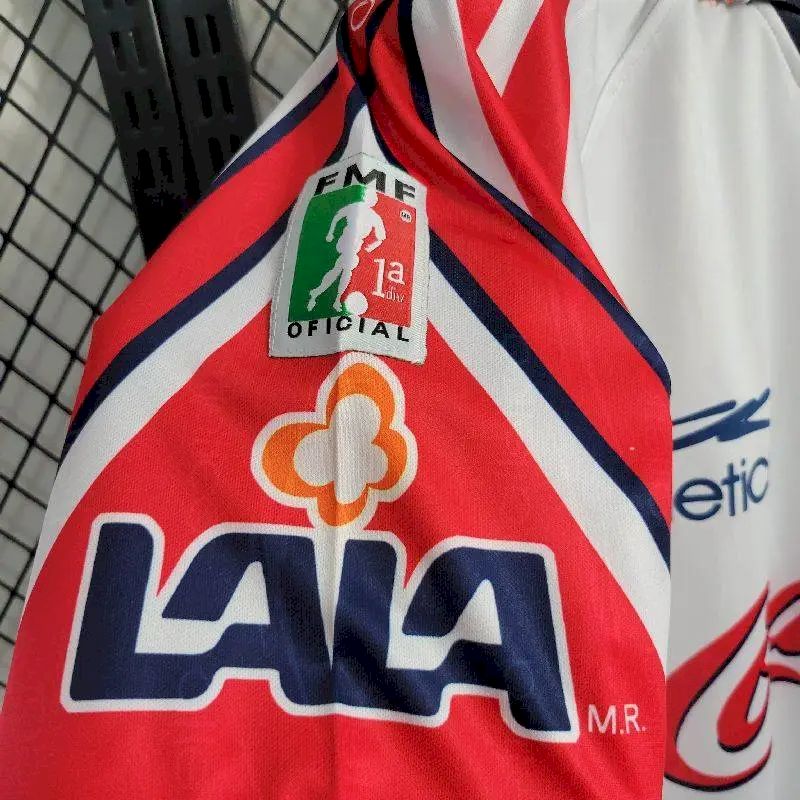2024022614525842.jpg Retro Chivas 1998/99 Away Jersey - Image 3