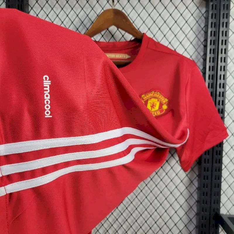 2024031917231620.jpg Retro Manchester United 2016/17 Home Jersey - Image 4
