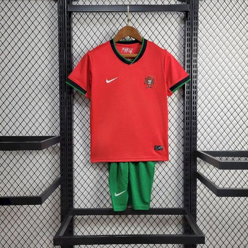 2024032516304349.jpg Kids Portugal 2024/25 Euro Home Kit - Image 10