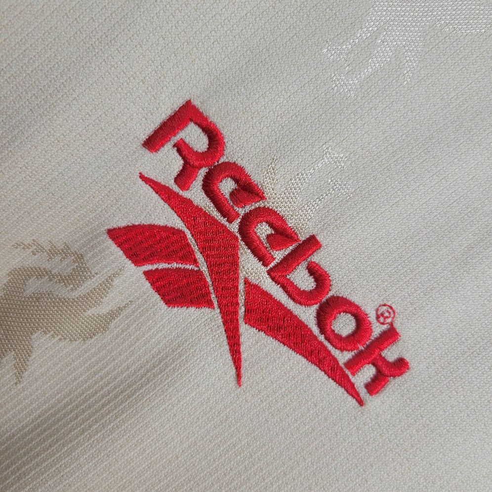 202405162112027.jpg Retro Liverpool 1996/97 Away Jersey - Image 8