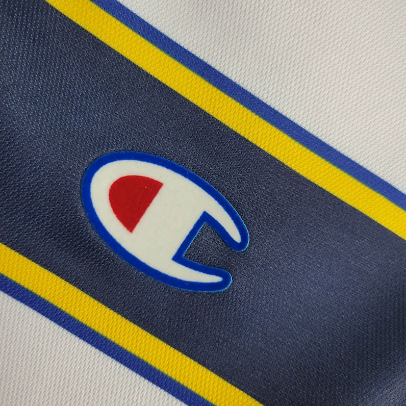 2024051621405352.jpg Retro Parma Calcio 2001/02 Home Jersey - Image 6
