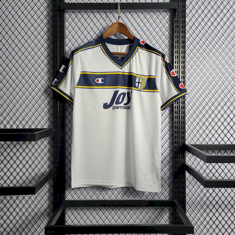 2024051621405839.jpg Retro Parma Calcio 2001/02 Home Jersey - Image 3