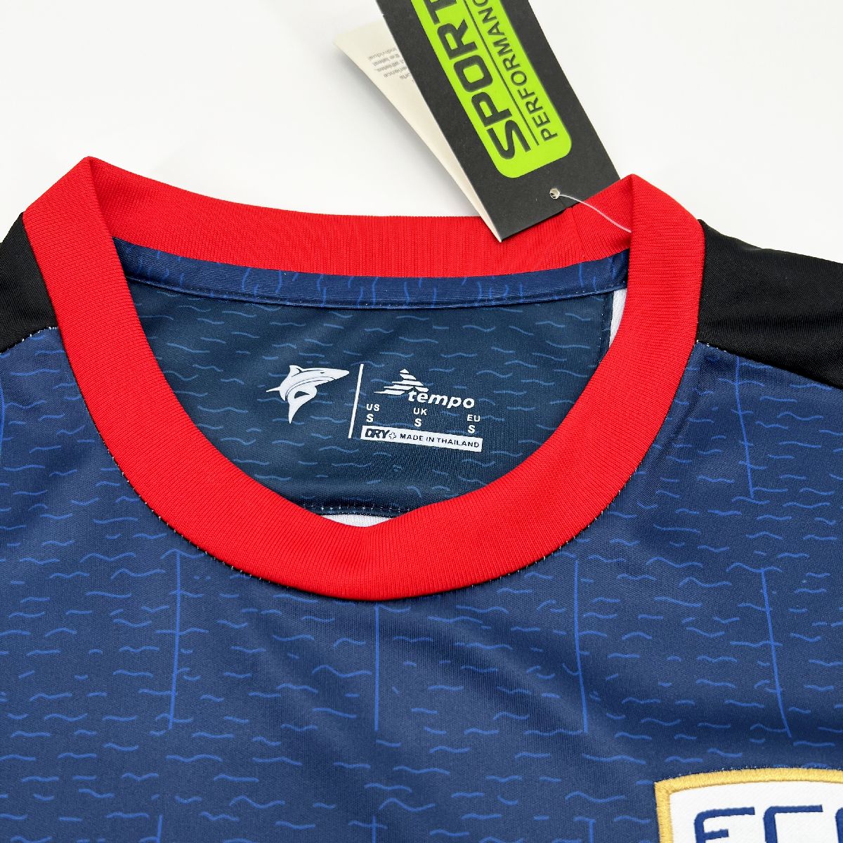 2024052421405670.jpg Mens Cape Verde 2023/24 Home Jersey - Image 4