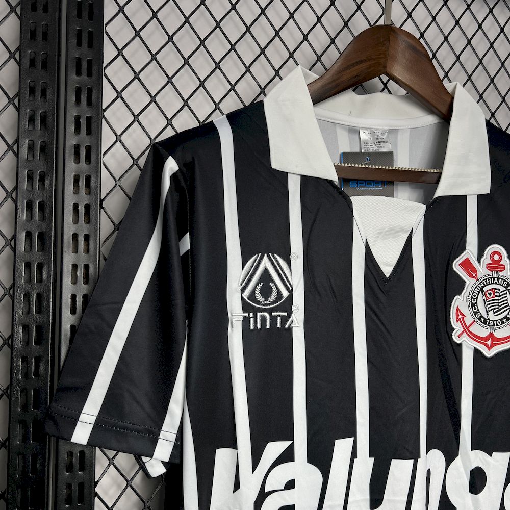 2024060718385178.jpg Retro Corinthians 1990 Away Jersey - Image 4