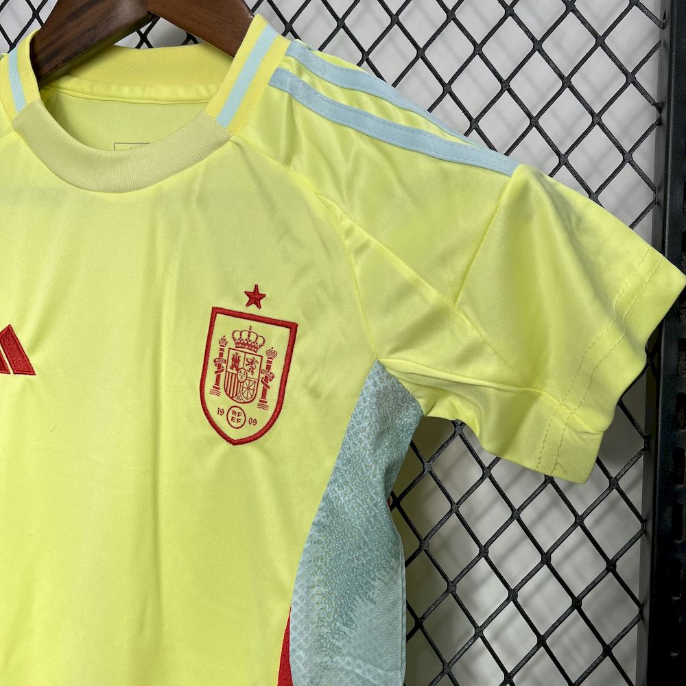 20240608191435100.jpg Kids Spain 2024/25 Euro Away Kit - Image 5