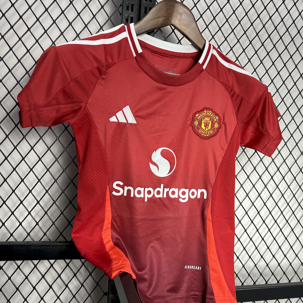 2024060819222630.jpg Kids Manchester United 2024/25 Home Kit - Image 8