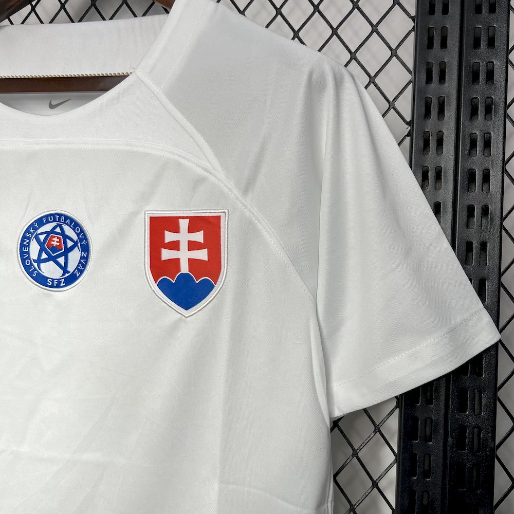2024060820311773.jpg Mens Slovakia 2024/25 Euro Away Jersey - Image 3