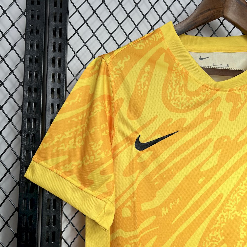 2024060821045482.jpg Mens Portugal 2024/25 Euro Goalkeeper Jersey - Image 4