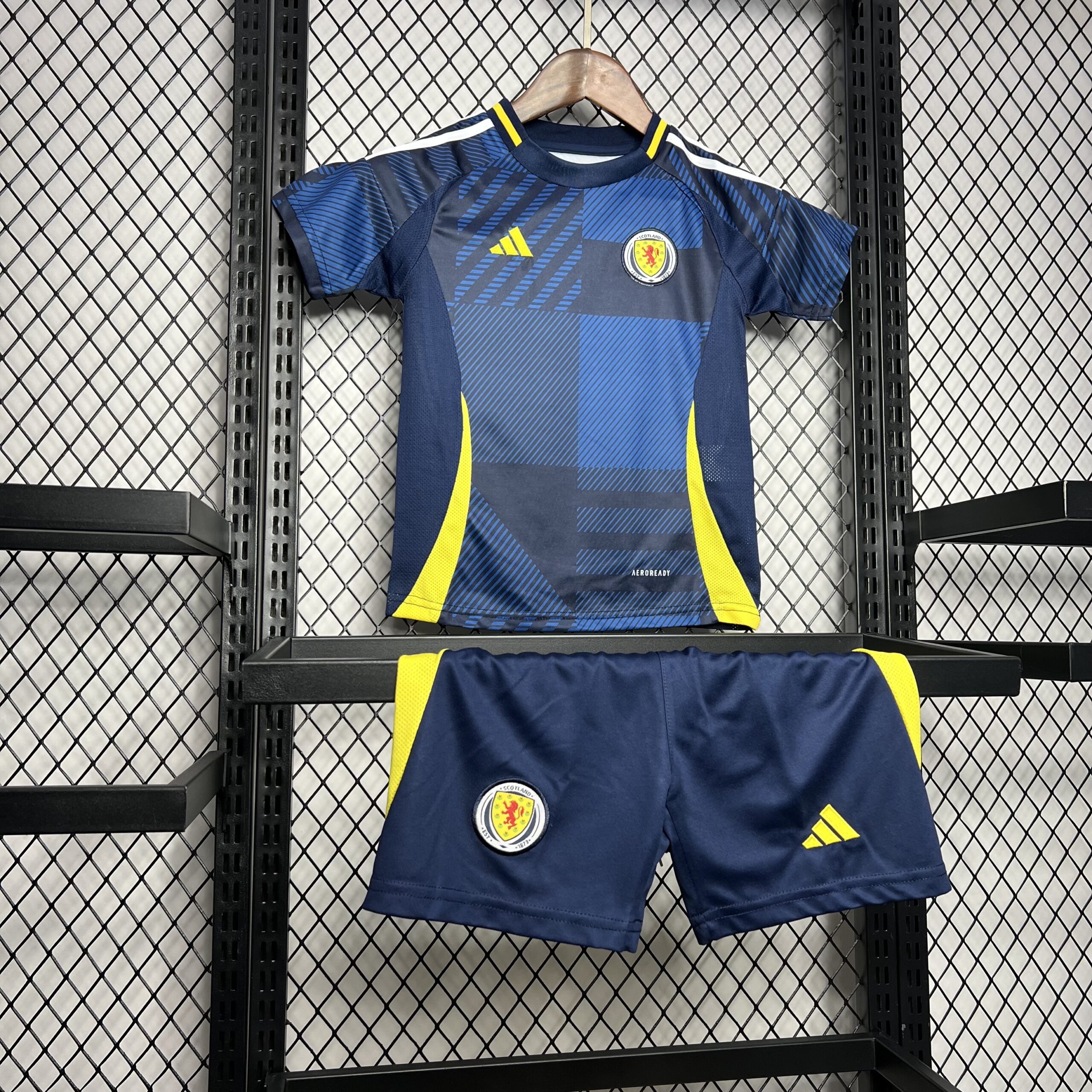 2024060822333455.jpg Kids Scotland 2024/25 Euro Home Kit - Image 3