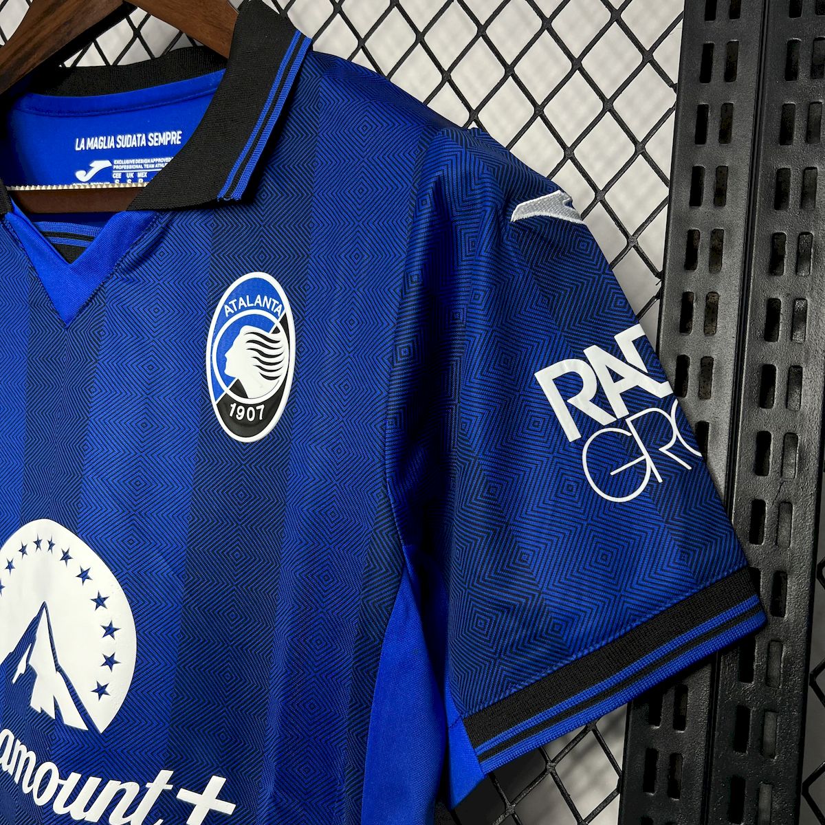 2024060919224989.jpg Mens Atalanta 2024/25 Final Edition Jersey - Image 7
