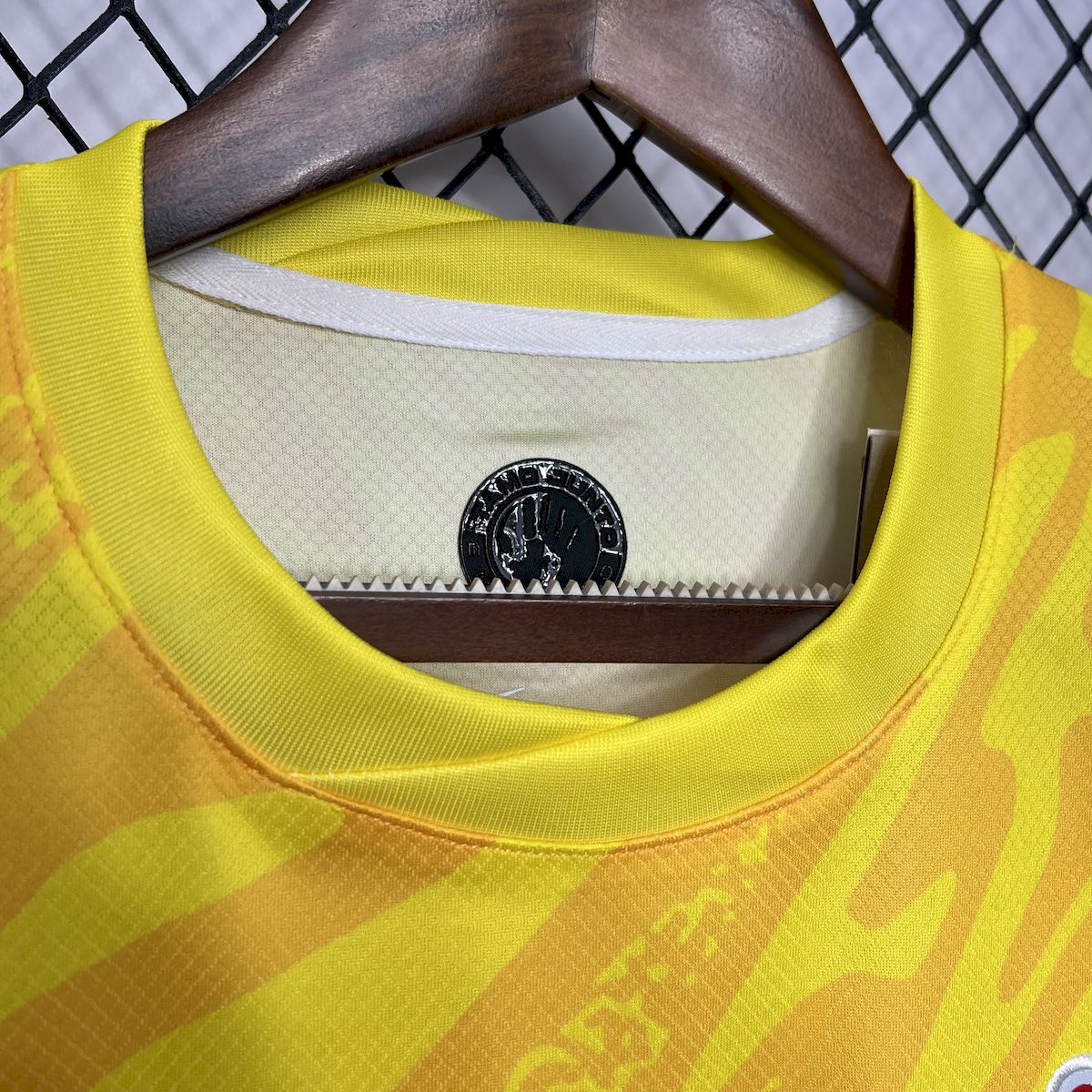 202406091944285.jpg Mens Corinthians 2024/25 Goalkeeper Jersey - Image 5