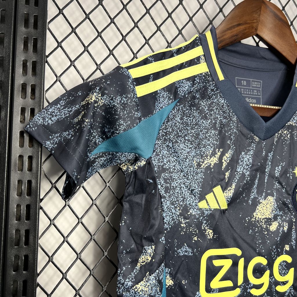 202406132349053.jpg Kids Ajax 2024/25 Away Kit - Image 5