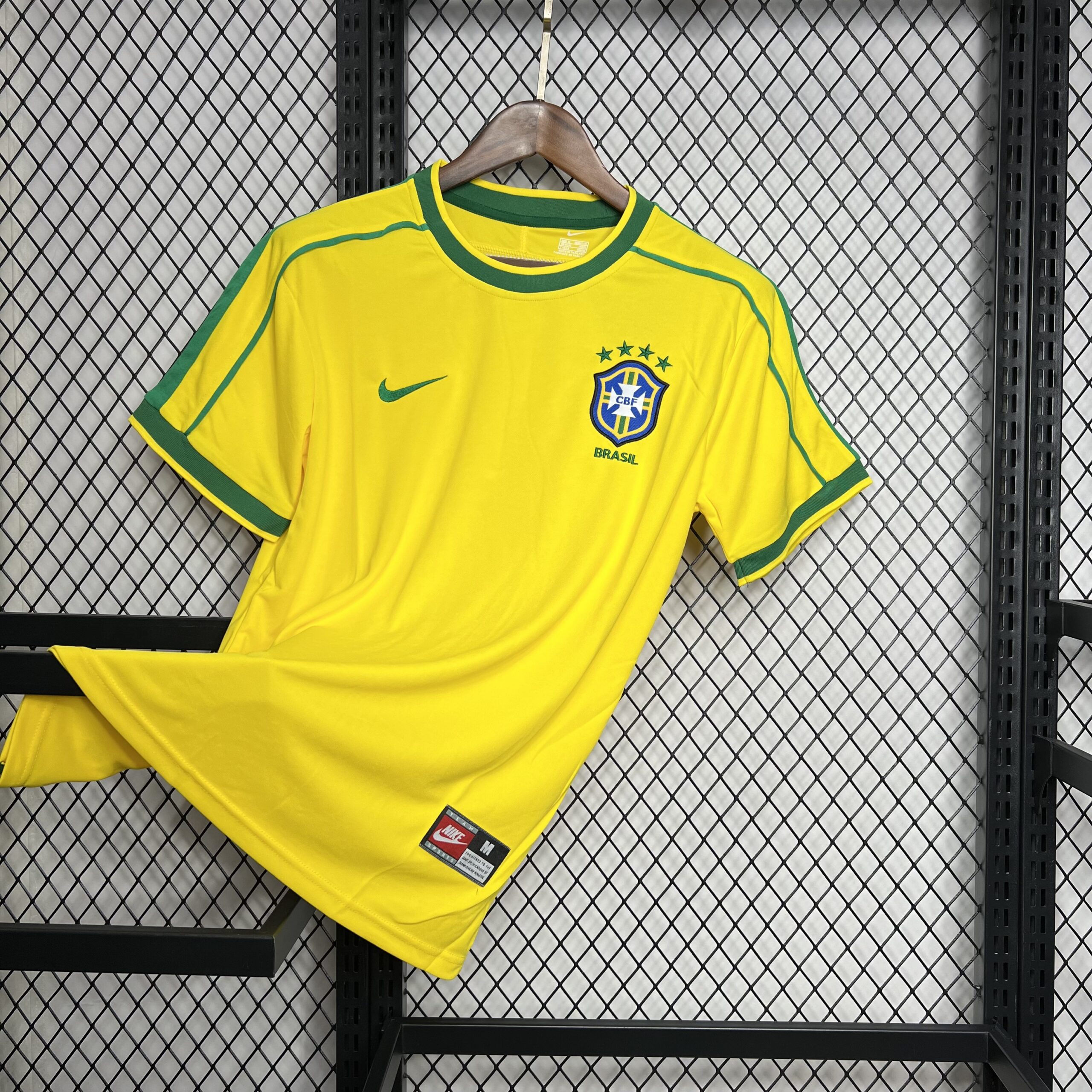 2024062406173267.jpg Retro Brazil 1998/2000 Home Jersey - Image 7