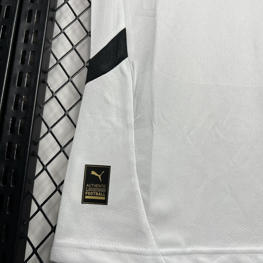 2024062519495527.jpg Mens Valencia CF 2024/25 Home Jersey - Image 5