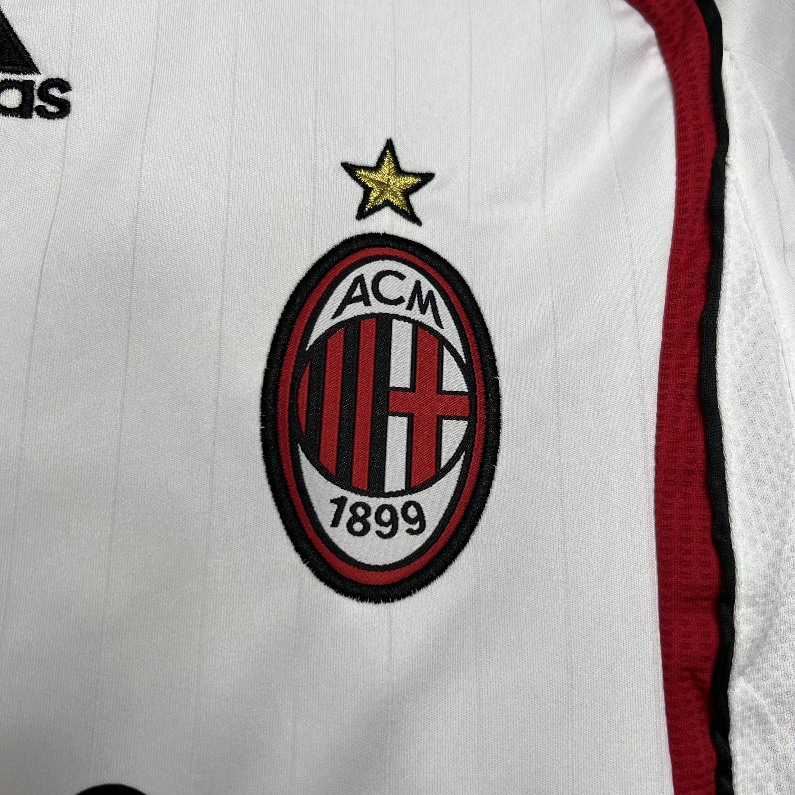 2024062521272635.jpg Retro AC Milan 2006/07 Away Jersey - Image 8