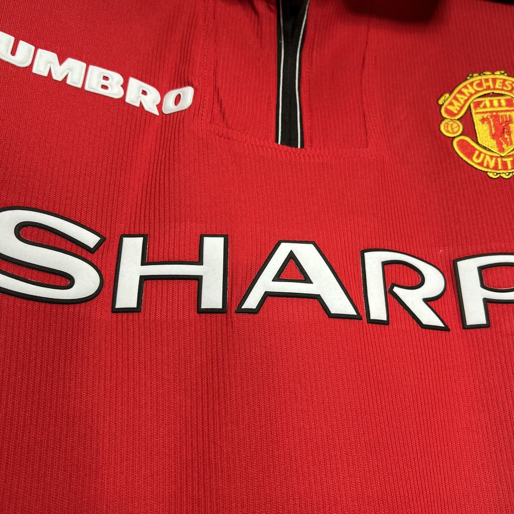2024070712270668.jpg Retro Manchester United 1998/99 Home Jersey - Image 8