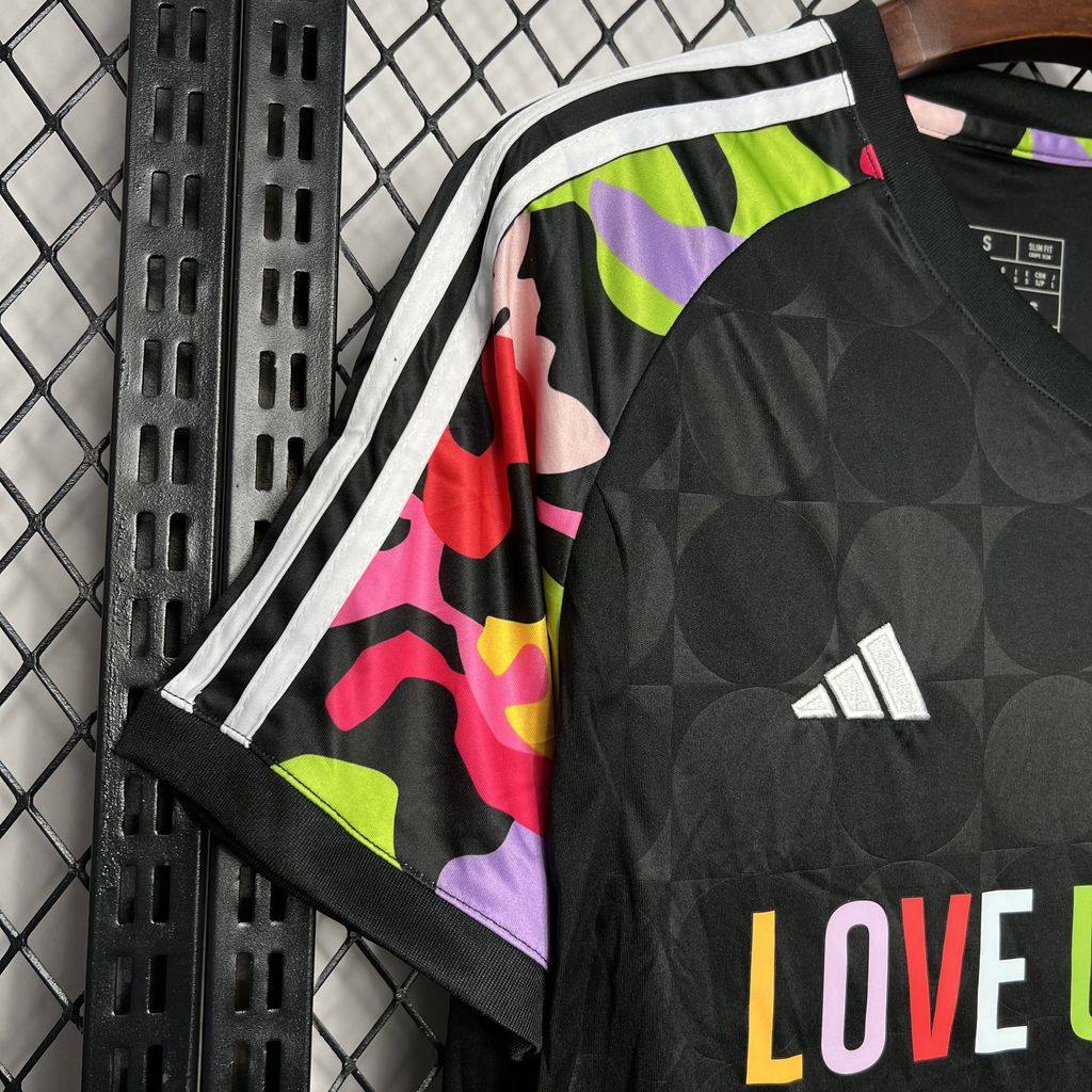 2024070713410680.jpg Mens Real Madrid 2024/25 Pre-Match Jersey - Image 4