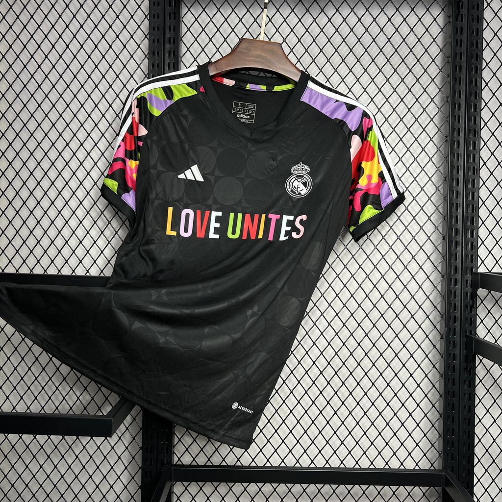 2024070713410940.jpg Mens Real Madrid 2024/25 Pre-Match Jersey - Image 1