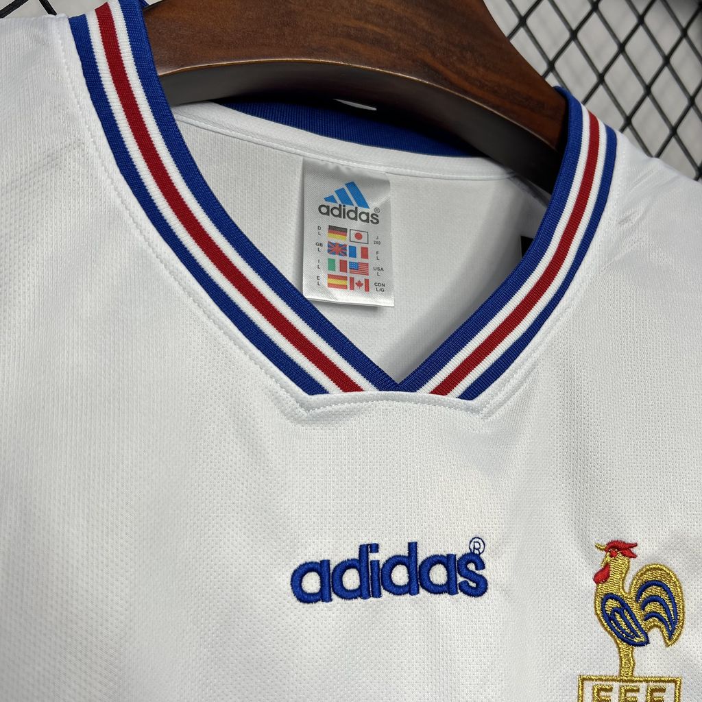 2024071221404647.jpg Retro France 1996 Away Jersey - Image 6