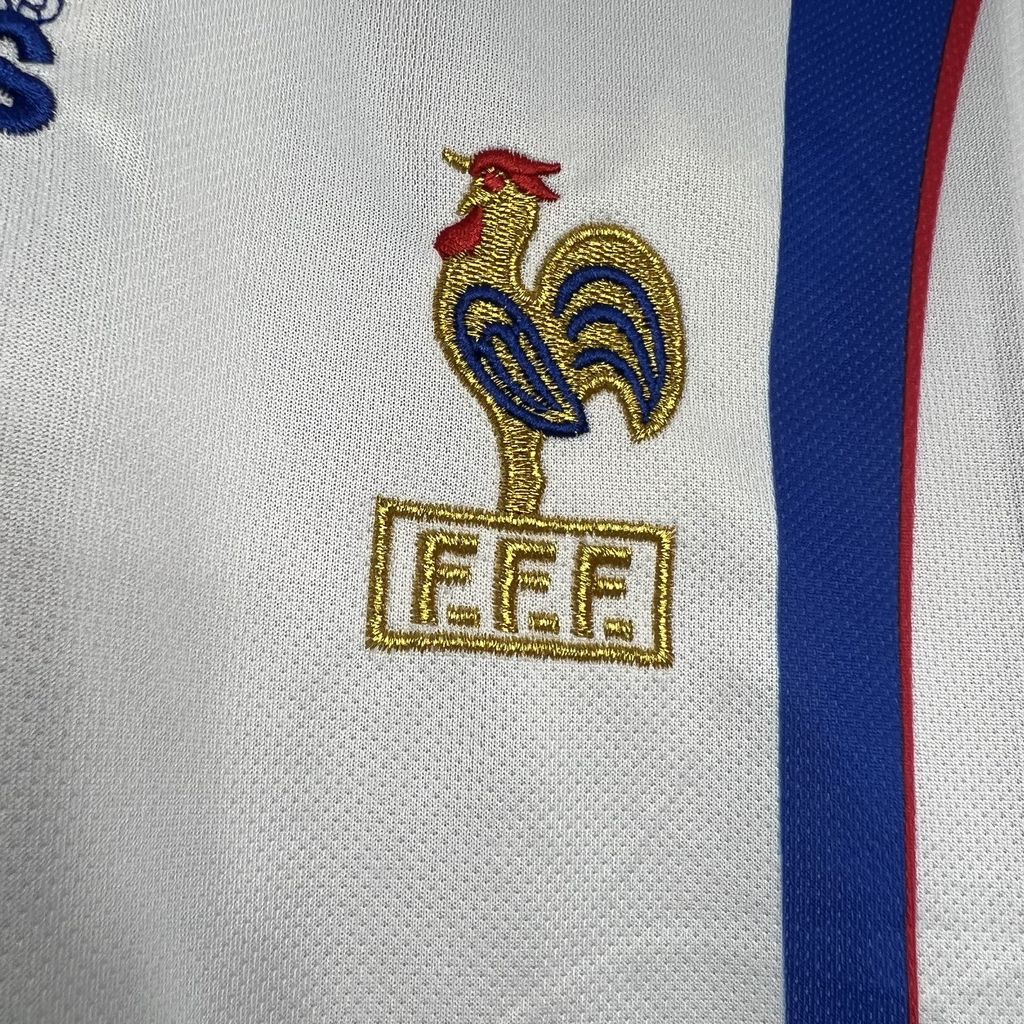 2024071221405267.jpg Retro France 1996 Away Jersey - Image 5