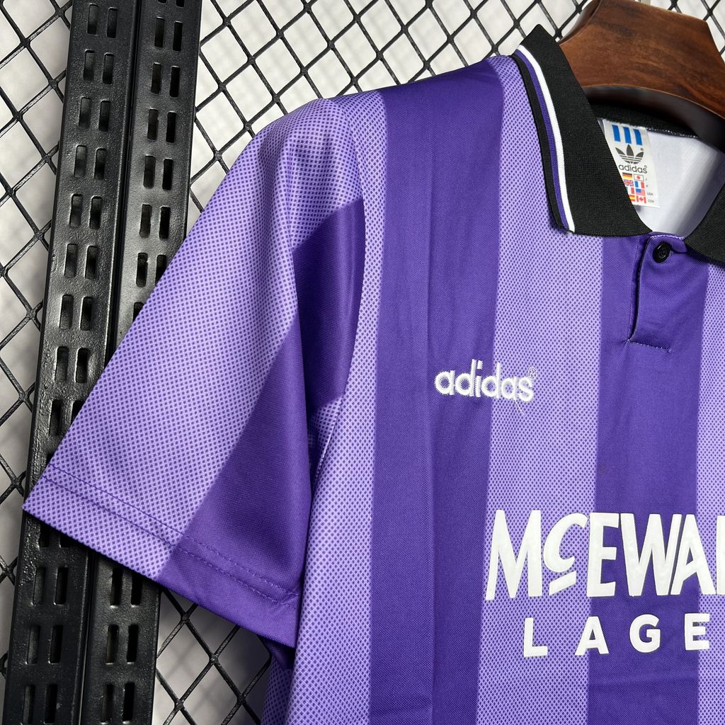 2024071221590511.jpg Retro Rangers 1994/95 European Third Jersey - Image 4